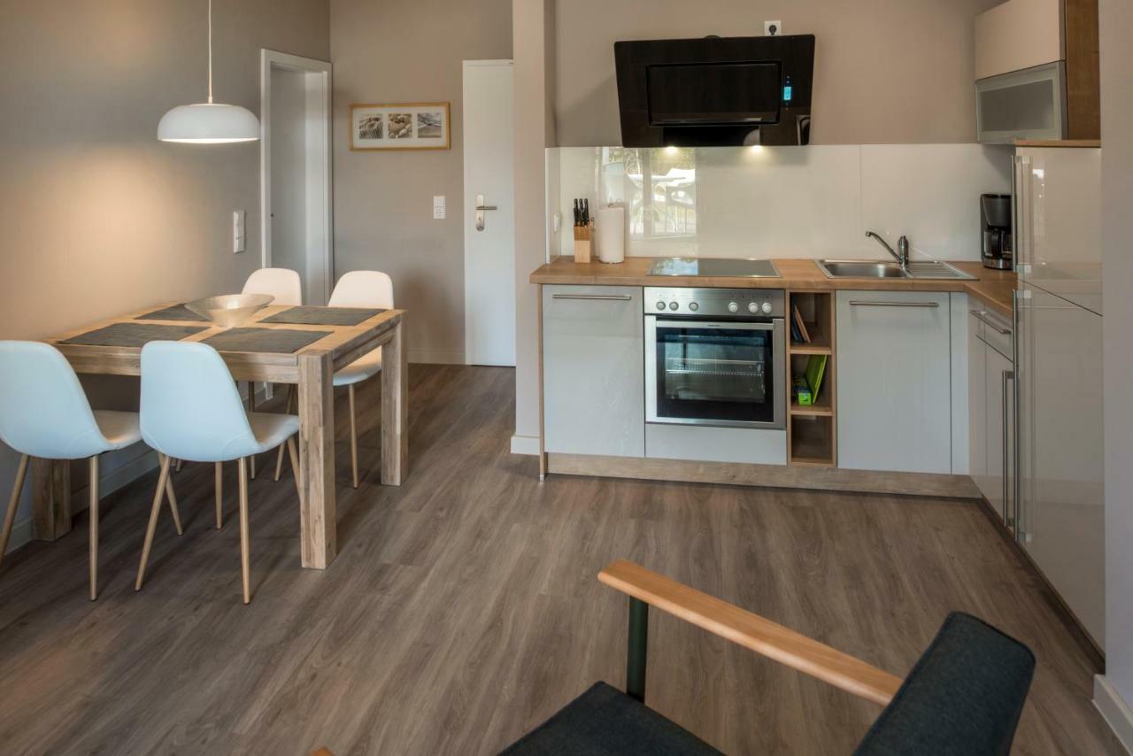 Haus Am Deich Ferienwohnungen Prerow Exteriör bild