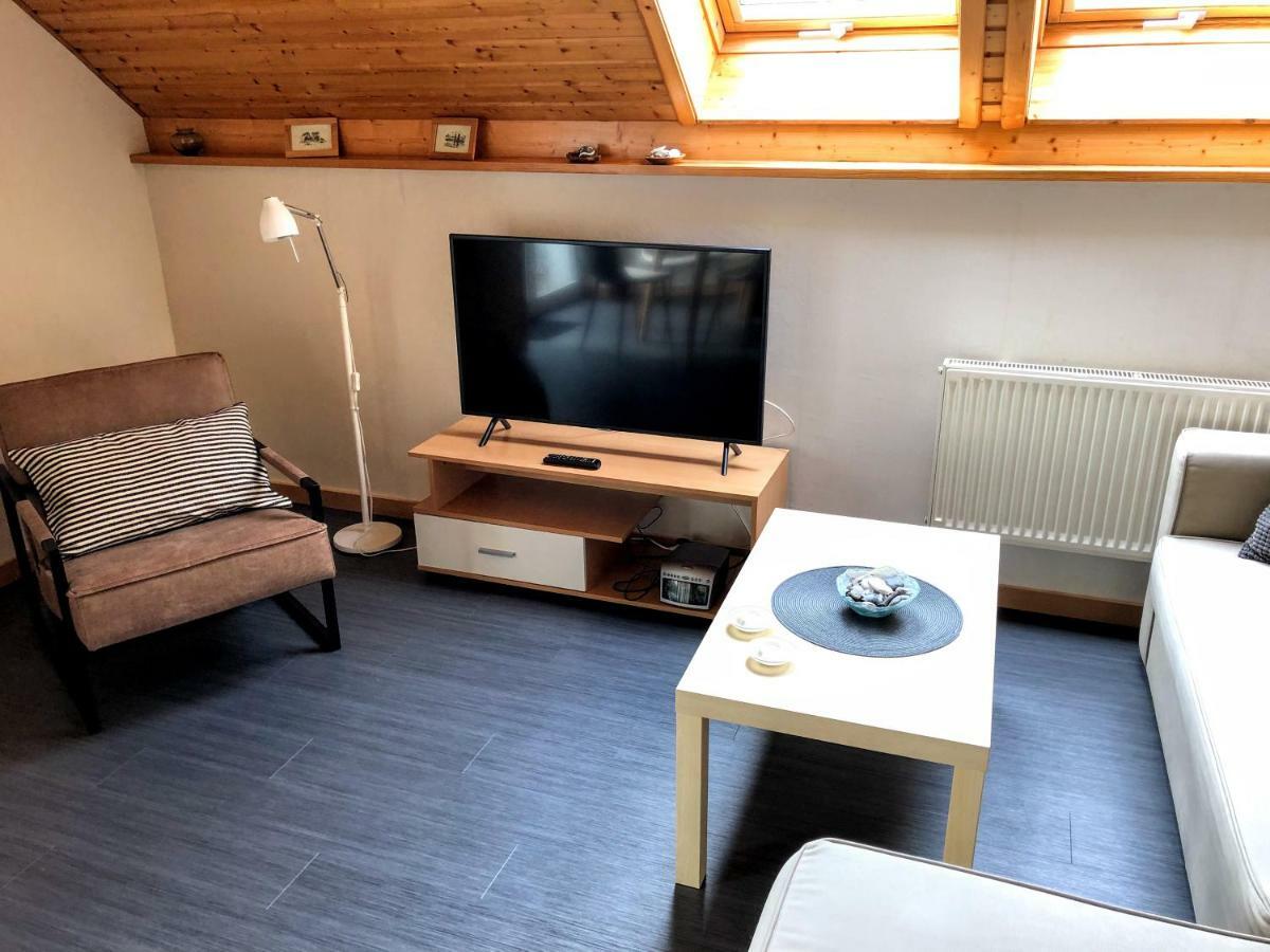 Haus Am Deich Ferienwohnungen Prerow Exteriör bild