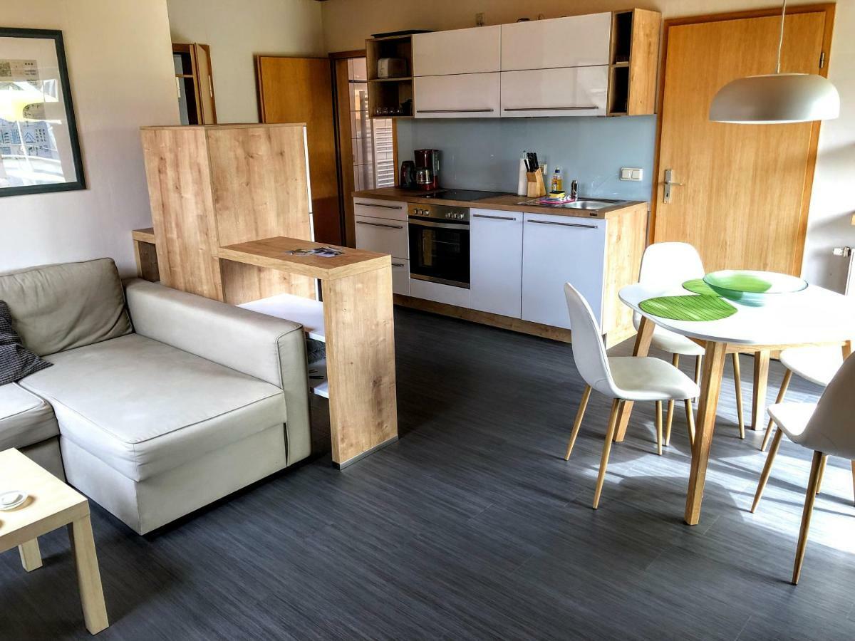 Haus Am Deich Ferienwohnungen Prerow Exteriör bild