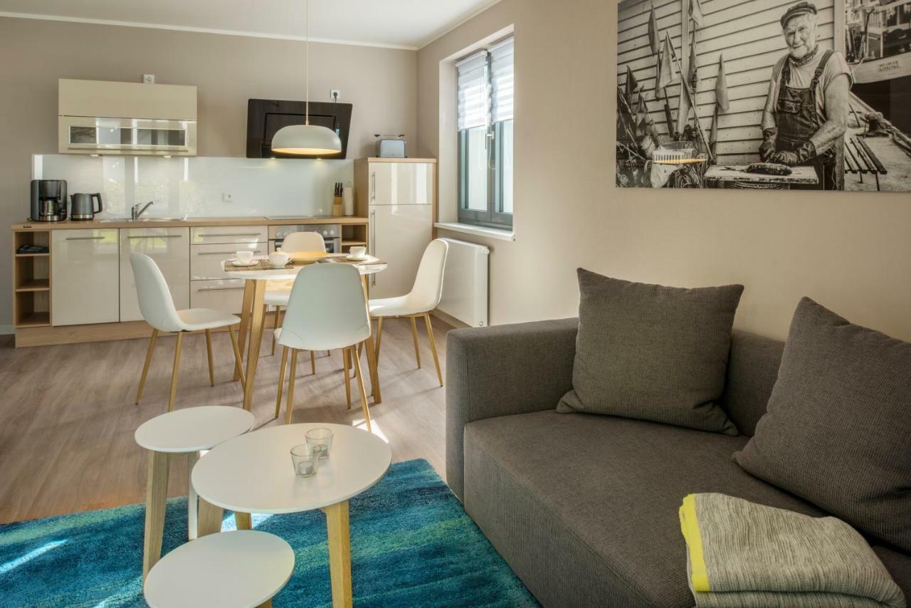 Haus Am Deich Ferienwohnungen Prerow Exteriör bild